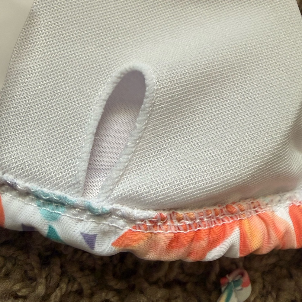 Floral Sliding Tri Bikini Top Karge Removable pads. Coral purple ties - Picture 6 of 9